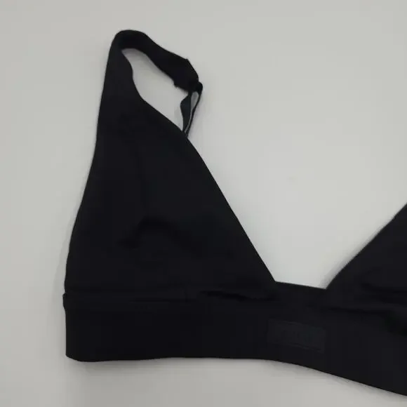 SKIMS Swim Plunge Bikini Top in Onyx Size M - Picture 2 of 7